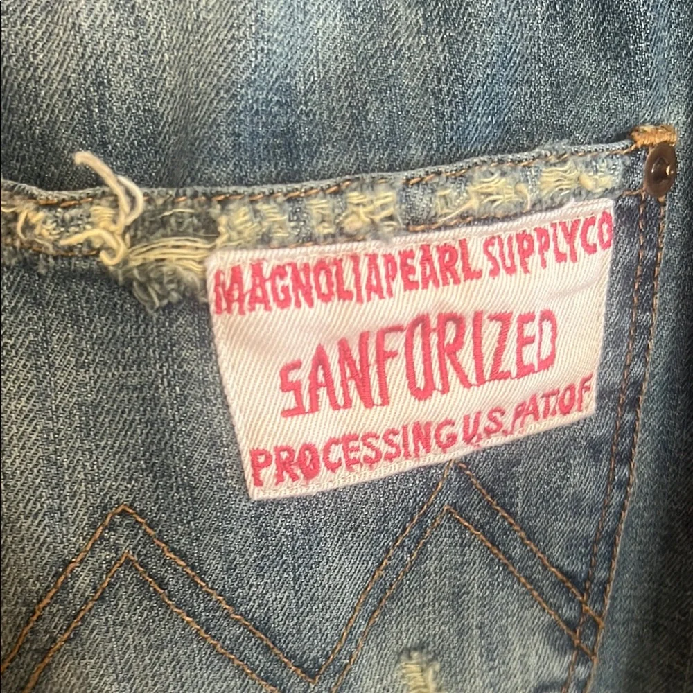 Magnolia Pearl Patched Blue Jeans - Picture 5 of 8